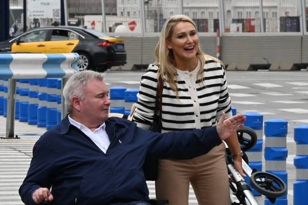 Eamonn Holmes Leaves the UK